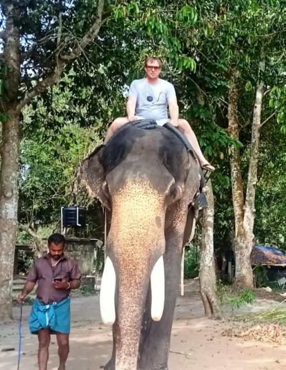 Marari Eclipse Homestays Alappuzha ภายนอก รูปภาพ